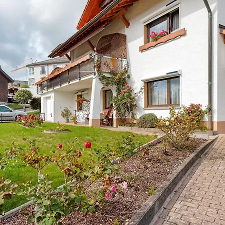 Apartament Gaestehaus Kiefer *